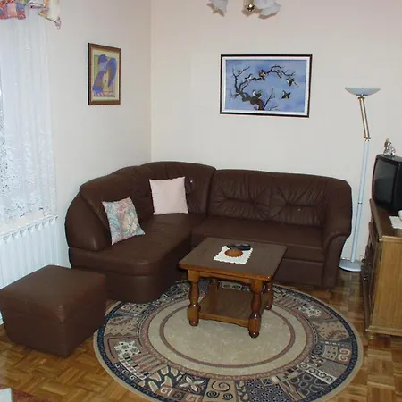 Apartment Family Friendly With A Swimming Pool Kraj, Pasman - 334 Kraj (Zadar)
