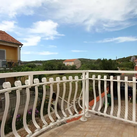 Family-friendly With Swimming Pool Kraj, Pasman - 334 Apartament