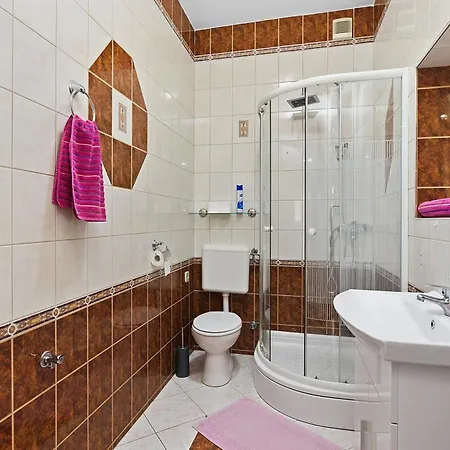 Apartment Family-friendly With Swimming Pool Kraj, Pasman - 334