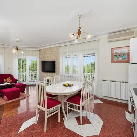 Apartment Family-friendly With Swimming Pool Kraj, Pasman - 334