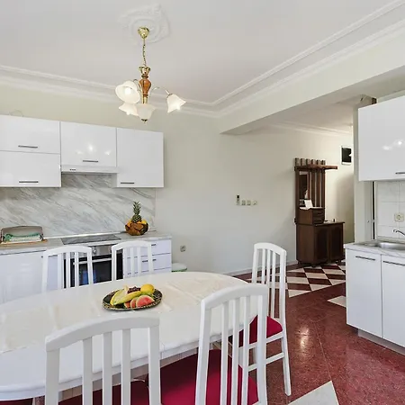 Apartment Family-friendly With Swimming Pool Kraj, Pasman - 334 Kraj (Zadar)