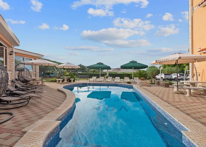 Family-friendly With Swimming Pool Kraj, Pasman - 334 Апартаменты