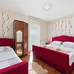 Family-friendly With Swimming Pool Kraj, Pasman - 334 Appartement