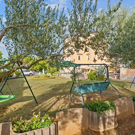 Family-friendly With Swimming Pool Kraj, Pasman - 334 아파트 *