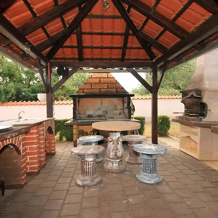 Family-friendly With Swimming Pool Kraj, Pasman - 334