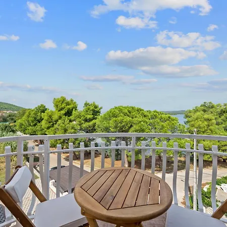 Family-friendly With Swimming Pool Kraj, Pasman - 334 아파트 *