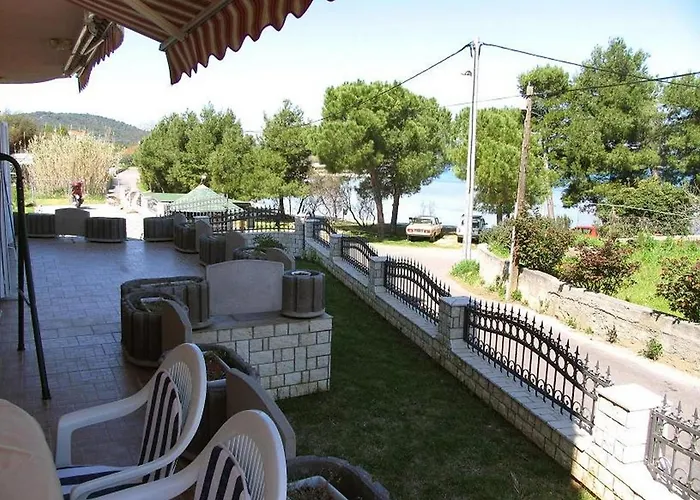 아파트 Family-friendly With Swimming Pool Kraj, Pasman - 334 Kraj (Zadar)