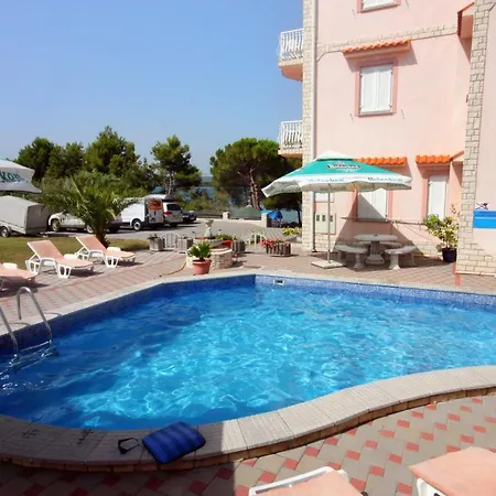 Family-friendly With Swimming Pool Kraj, Pasman - 334 * Kraj (Zadar)