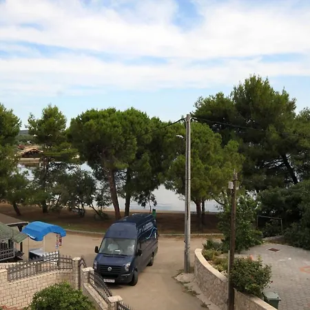 Daire Family-friendly With Swimming Pool Kraj, Pasman - 334 *