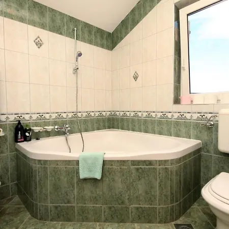 Daire Family-friendly With Swimming Pool Kraj, Pasman - 334 Kraj (Zadar)