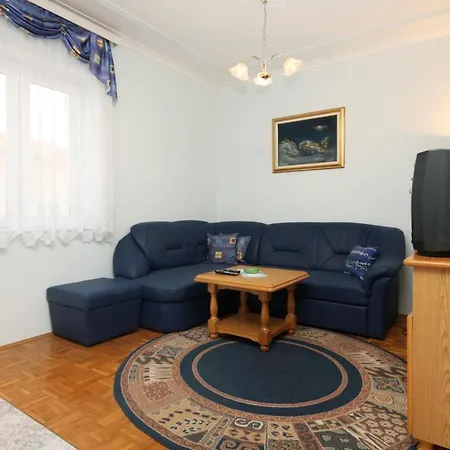 Daire Family-friendly With Swimming Pool Kraj, Pasman - 334 *