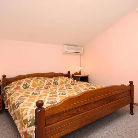 Family-friendly With Swimming Pool Kraj, Pasman - 334 *