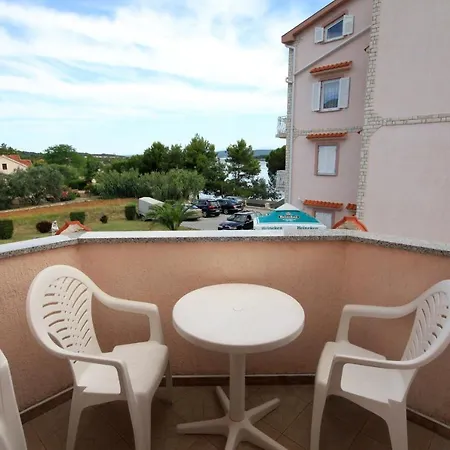 Family-friendly With Swimming Pool Kraj, Pasman - 334 Kraj (Zadar)