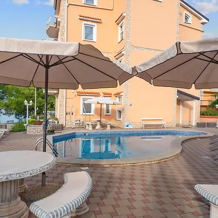 Family-friendly With Swimming Pool Kraj, Pasman - 334 Apartament *