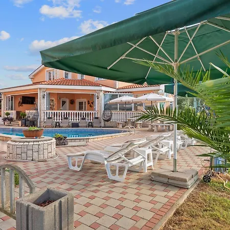 Family-friendly With Swimming Pool Kraj, Pasman - 334 * Kraj (Zadar)
