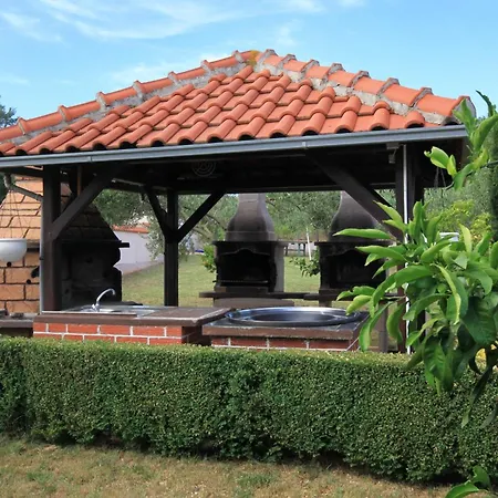 Family-friendly With Swimming Pool Kraj, Pasman - 334 Apartment Kraj (Zadar)