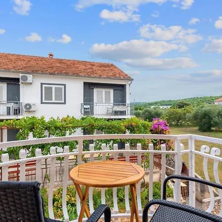 Family-friendly With Swimming Pool Kraj, Pasman - 334 * Kraj (Zadar)