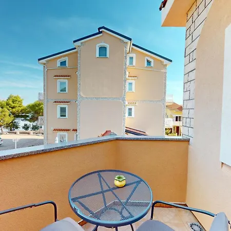 Family-friendly With Swimming Pool Kraj, Pasman - 334
