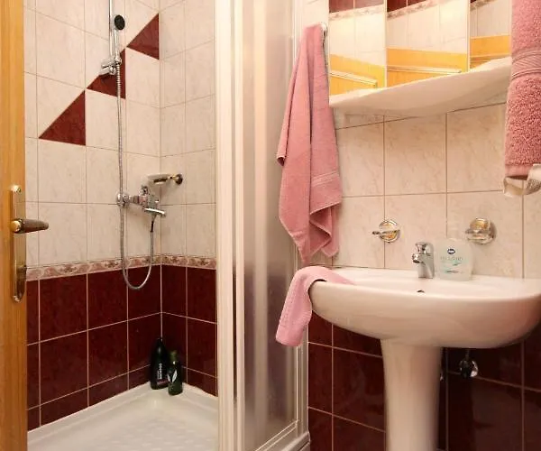 아파트 Family-friendly With Swimming Pool Kraj, Pasman - 334 *