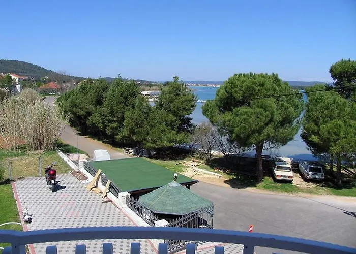 Family-friendly With Swimming Pool Kraj, Pasman - 334 * Kraj (Zadar)