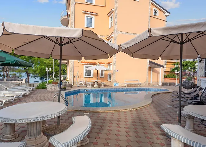 Family-friendly With Swimming Pool Kraj, Pasman - 334 Apartament *
