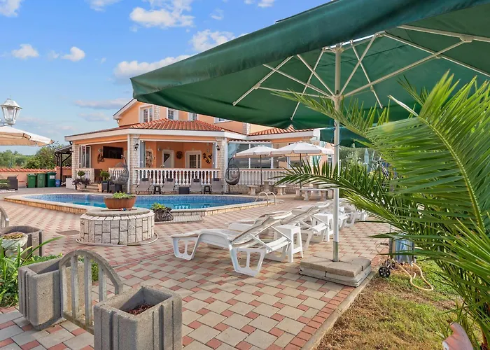 Family-friendly With Swimming Pool Kraj, Pasman - 334 * Kraj (Zadar)