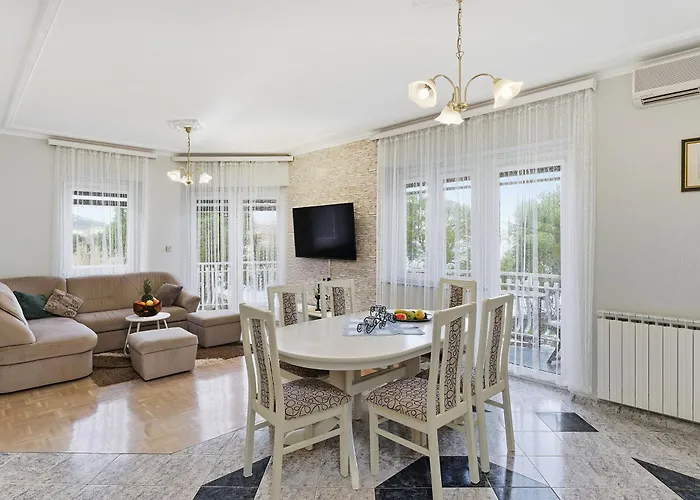 Family-friendly With Swimming Pool Kraj, Pasman - 334